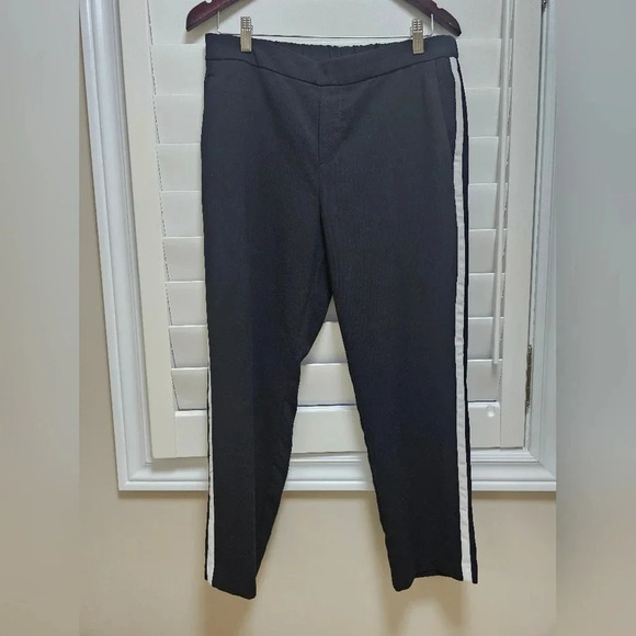 Old Navy Black White Side Panel  Ankle Pants size 10 M - Picture 1 of 4